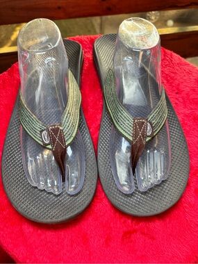 Chaco Flip Flop Sandals Green Brown Geometric Straps LUVSEAT Footbed 12